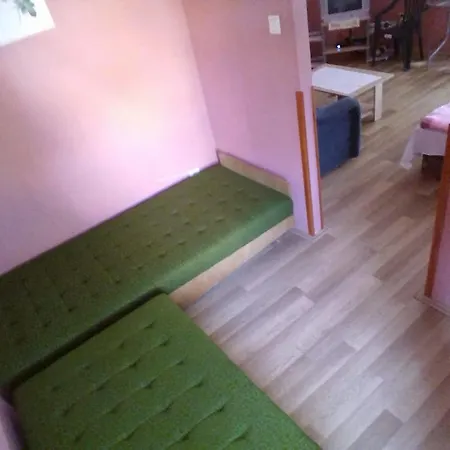 Dobo Apartman *