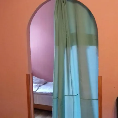 Dobo Apartman Pětikostelí